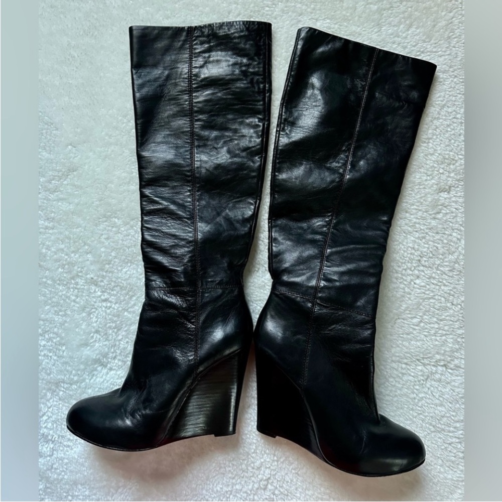 MaxMara Black Ankle Boots with Chunky Heel
